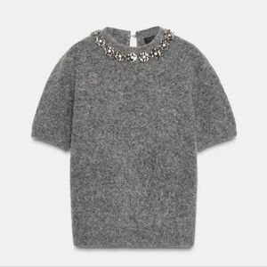 NWT Zara Gray SHORT SLEEVE JEWEL BEAD KNIT Embellished Neckline Size M 3920/873